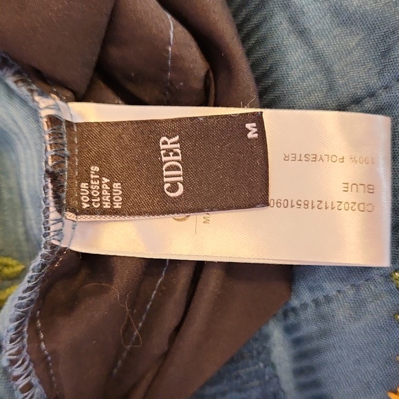 CIDER Women’s Corduroy Square Neck Floral Pattern Jumpsuit, size M - Picture 9 of 15